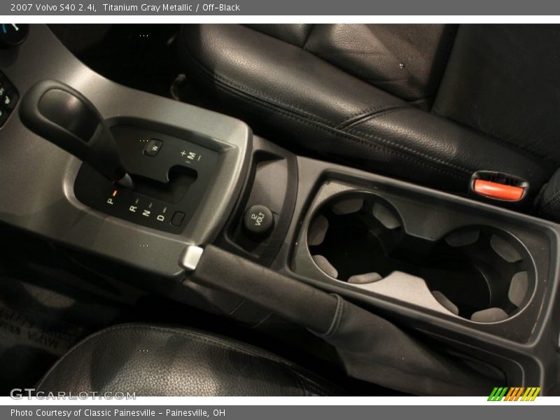 Titanium Gray Metallic / Off-Black 2007 Volvo S40 2.4i