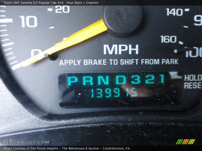 Onyx Black / Graphite 1999 GMC Sonoma SLS Regular Cab 4x4