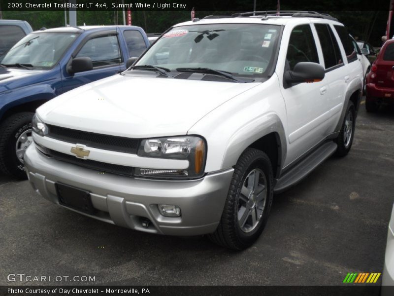 Summit White / Light Gray 2005 Chevrolet TrailBlazer LT 4x4