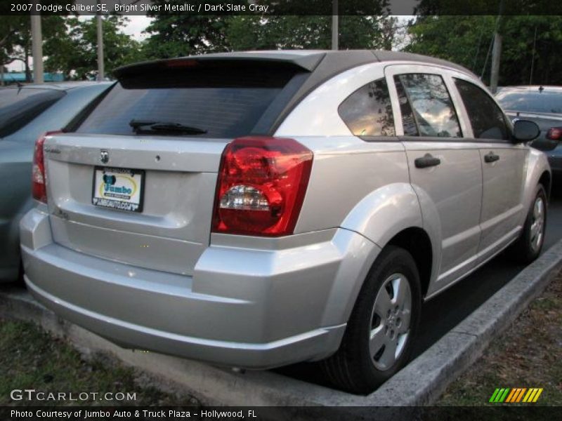 Bright Silver Metallic / Dark Slate Gray 2007 Dodge Caliber SE
