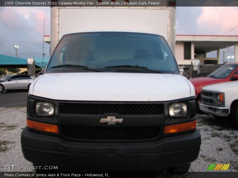 Summit White / Medium Dark Pewter 2005 Chevrolet Express 3500 Cutaway Moving Van