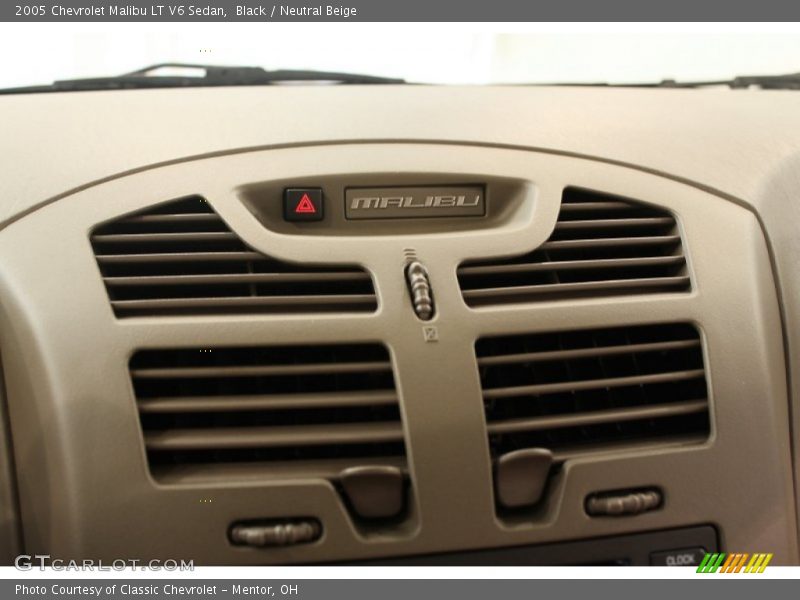 Black / Neutral Beige 2005 Chevrolet Malibu LT V6 Sedan