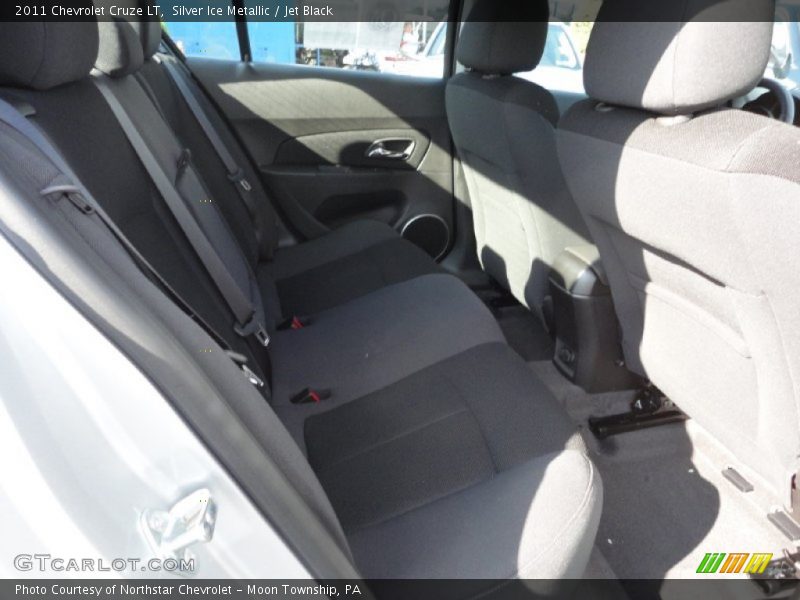 Silver Ice Metallic / Jet Black 2011 Chevrolet Cruze LT
