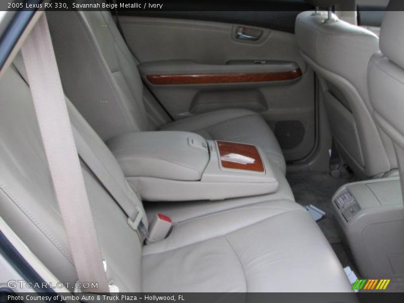  2005 RX 330 Ivory Interior