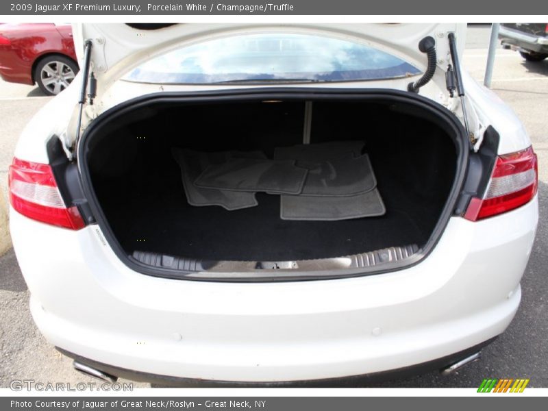 Porcelain White / Champagne/Truffle 2009 Jaguar XF Premium Luxury