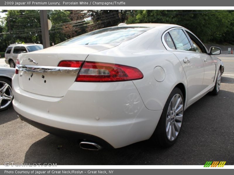 Porcelain White / Champagne/Truffle 2009 Jaguar XF Premium Luxury