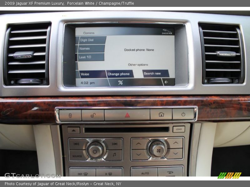 Porcelain White / Champagne/Truffle 2009 Jaguar XF Premium Luxury