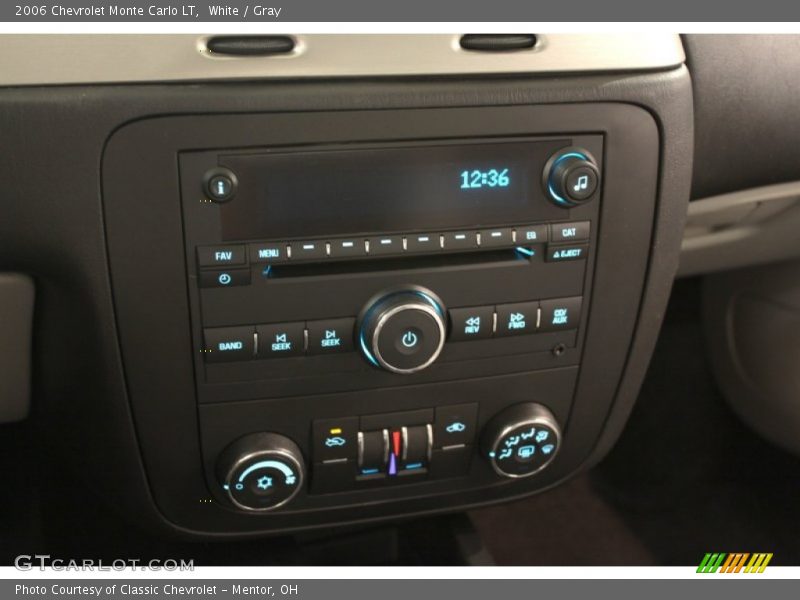 White / Gray 2006 Chevrolet Monte Carlo LT
