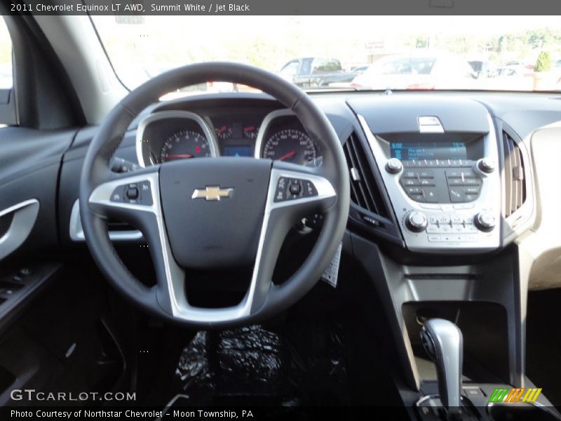 Summit White / Jet Black 2011 Chevrolet Equinox LT AWD