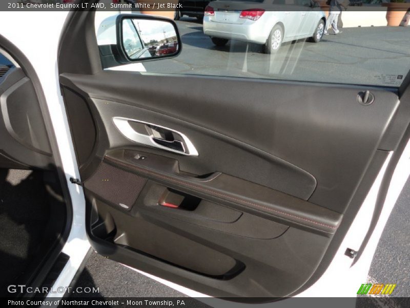 Summit White / Jet Black 2011 Chevrolet Equinox LT AWD