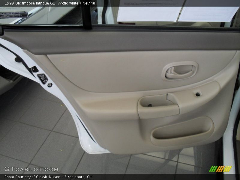 Arctic White / Neutral 1999 Oldsmobile Intrigue GL