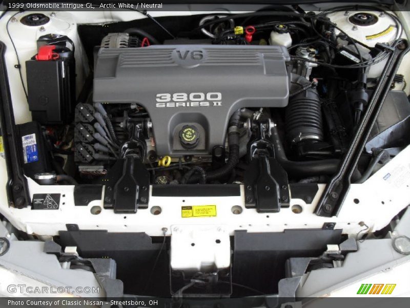 Arctic White / Neutral 1999 Oldsmobile Intrigue GL