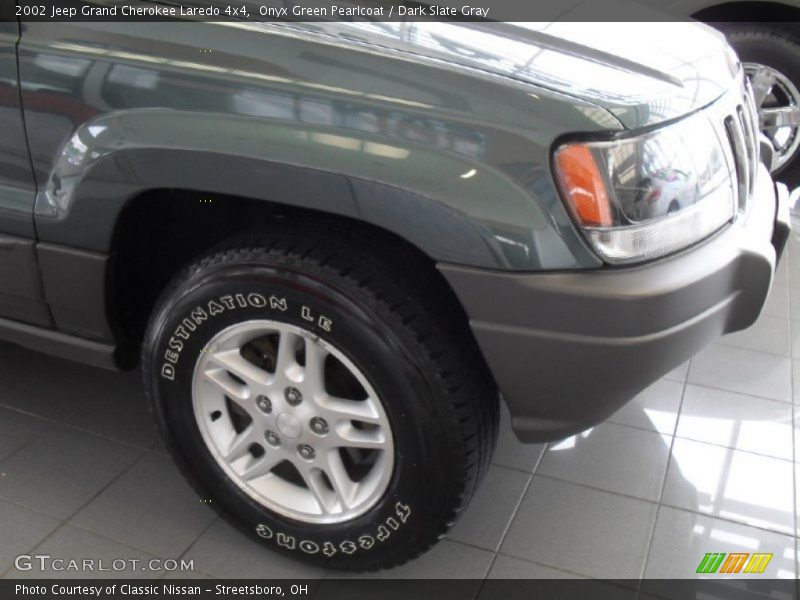 Onyx Green Pearlcoat / Dark Slate Gray 2002 Jeep Grand Cherokee Laredo 4x4