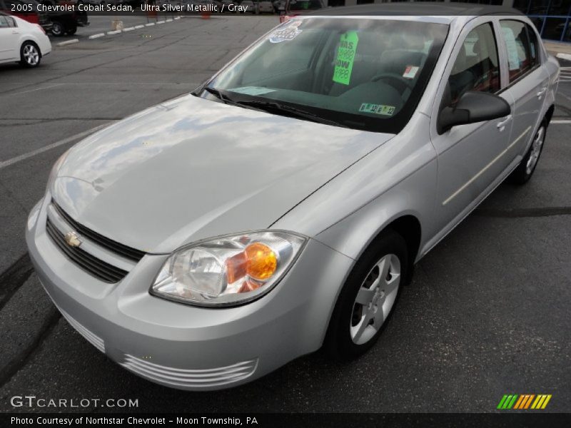Ultra Silver Metallic / Gray 2005 Chevrolet Cobalt Sedan