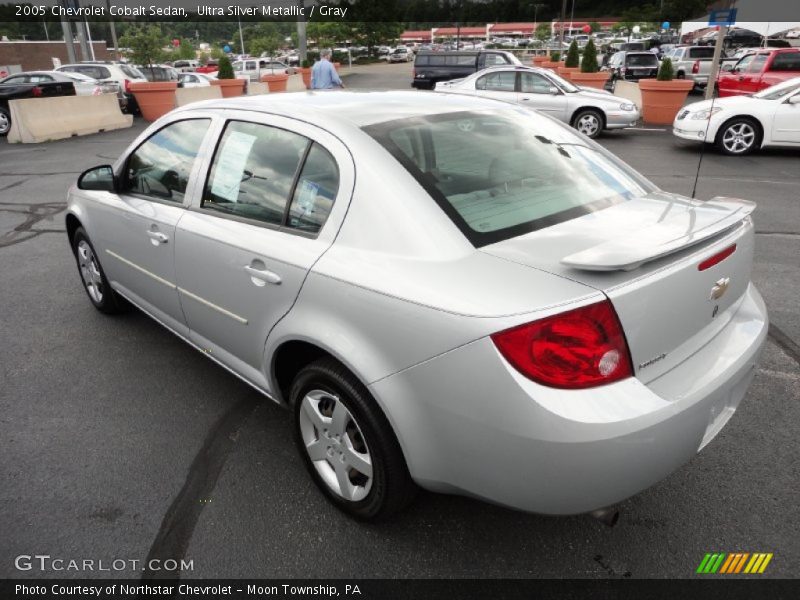 Ultra Silver Metallic / Gray 2005 Chevrolet Cobalt Sedan