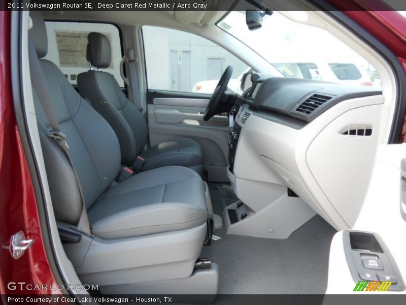 Deep Claret Red Metallic / Aero Gray 2011 Volkswagen Routan SE