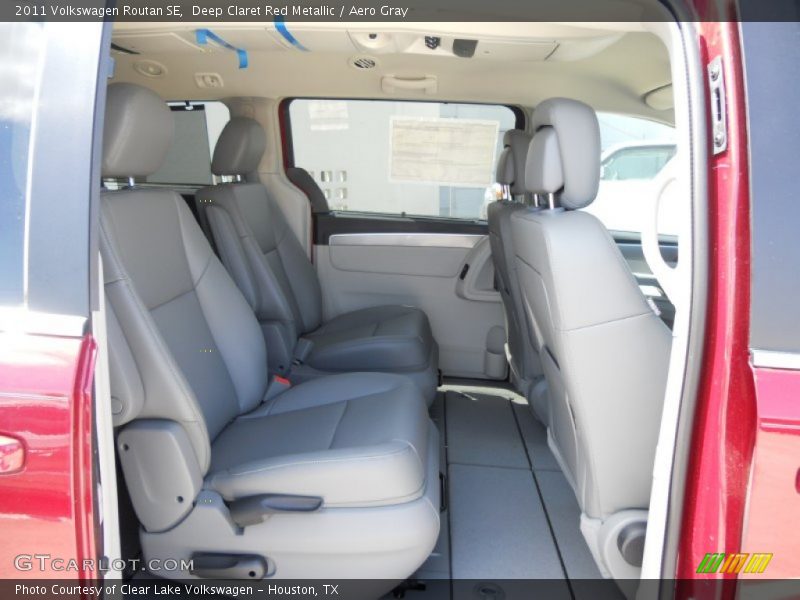 Deep Claret Red Metallic / Aero Gray 2011 Volkswagen Routan SE