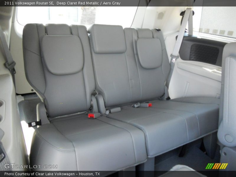 Deep Claret Red Metallic / Aero Gray 2011 Volkswagen Routan SE
