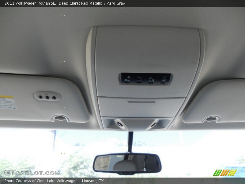 Deep Claret Red Metallic / Aero Gray 2011 Volkswagen Routan SE