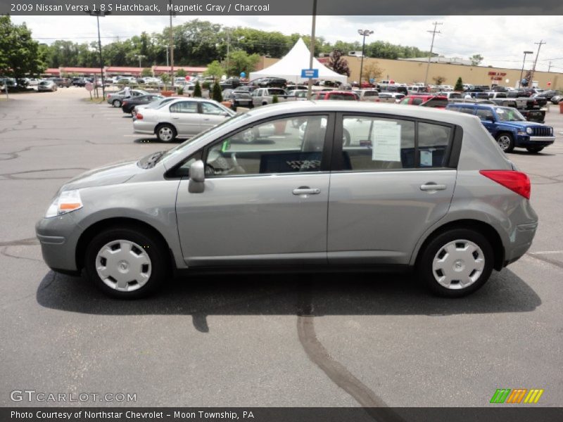 Magnetic Gray / Charcoal 2009 Nissan Versa 1.8 S Hatchback