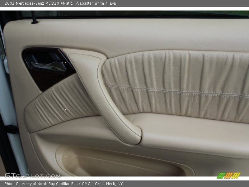Alabaster White / Java 2002 Mercedes-Benz ML 320 4Matic