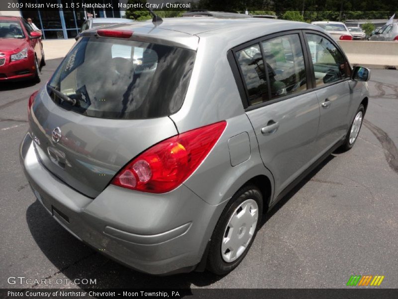 Magnetic Gray / Charcoal 2009 Nissan Versa 1.8 S Hatchback