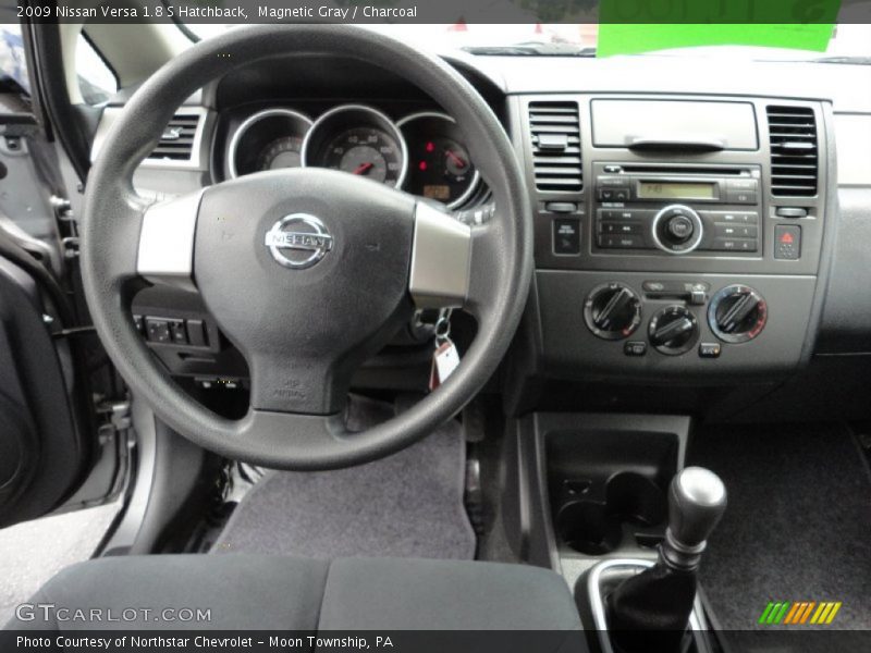 Magnetic Gray / Charcoal 2009 Nissan Versa 1.8 S Hatchback