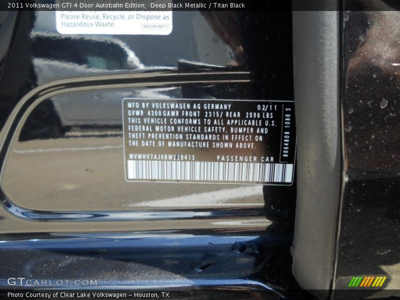 Deep Black Metallic / Titan Black 2011 Volkswagen GTI 4 Door Autobahn Edition