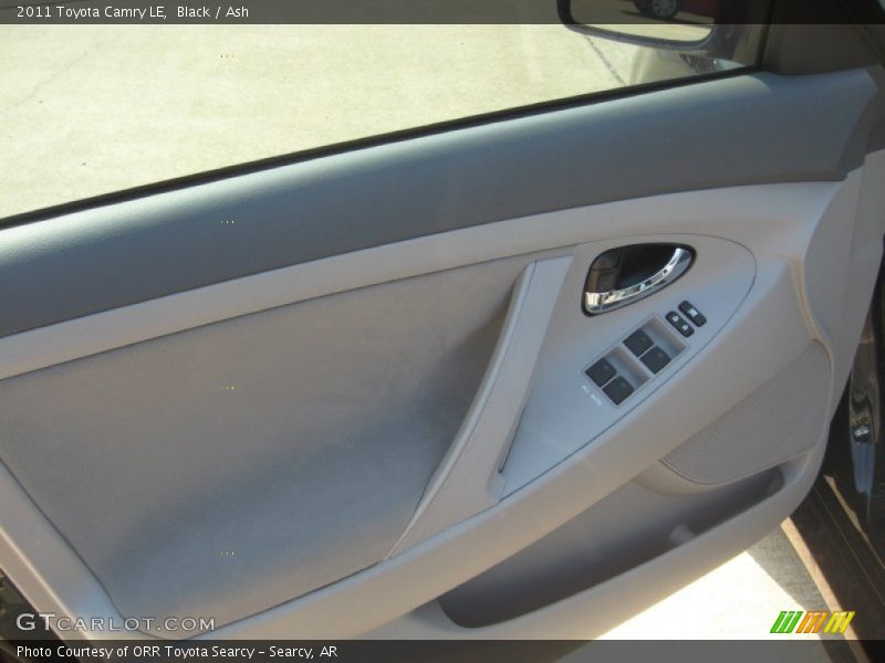 Black / Ash 2011 Toyota Camry LE