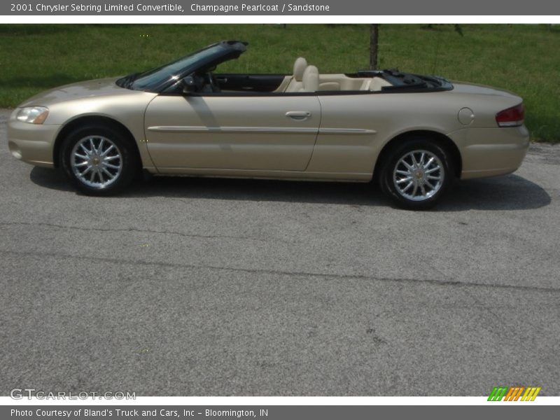 Champagne Pearlcoat / Sandstone 2001 Chrysler Sebring Limited Convertible
