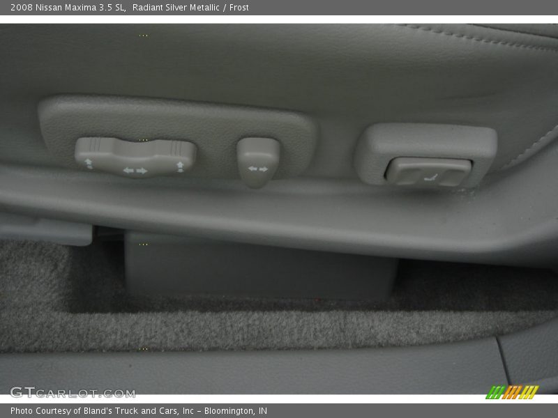 Radiant Silver Metallic / Frost 2008 Nissan Maxima 3.5 SL