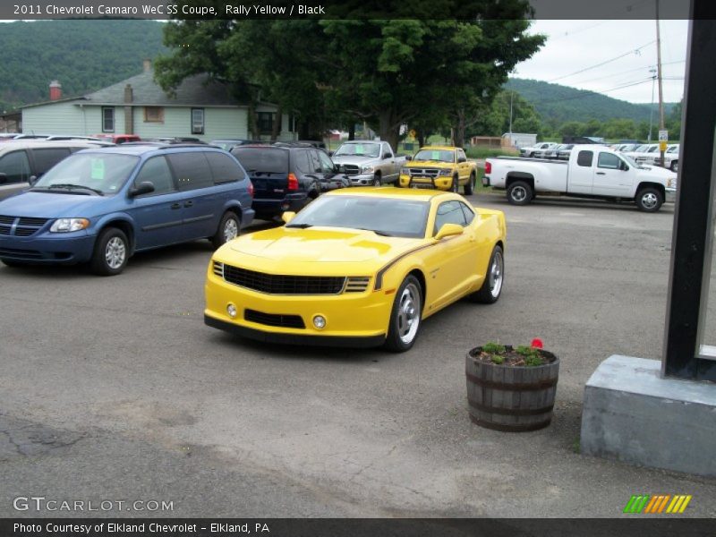 Front 3/4 View of 2011 Camaro WeC SS Coupe