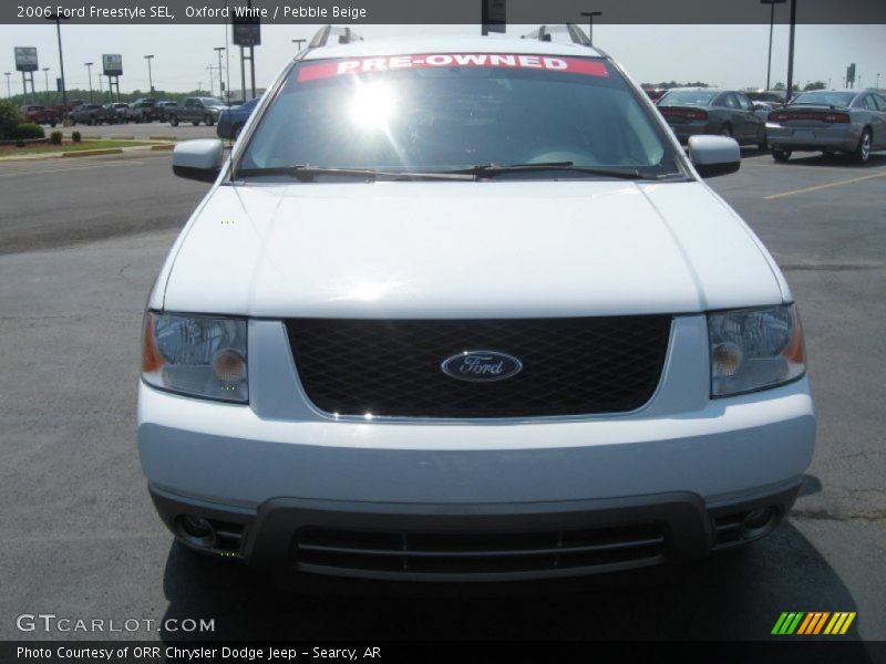 Oxford White / Pebble Beige 2006 Ford Freestyle SEL