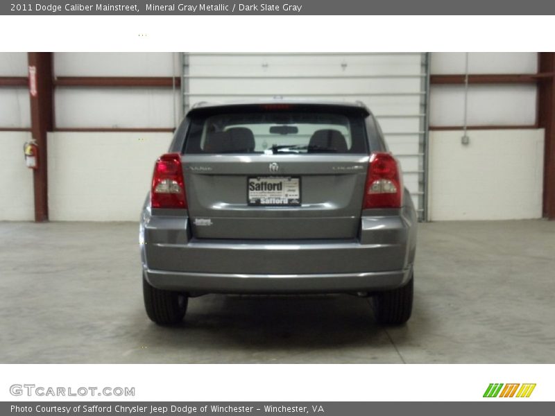 Mineral Gray Metallic / Dark Slate Gray 2011 Dodge Caliber Mainstreet