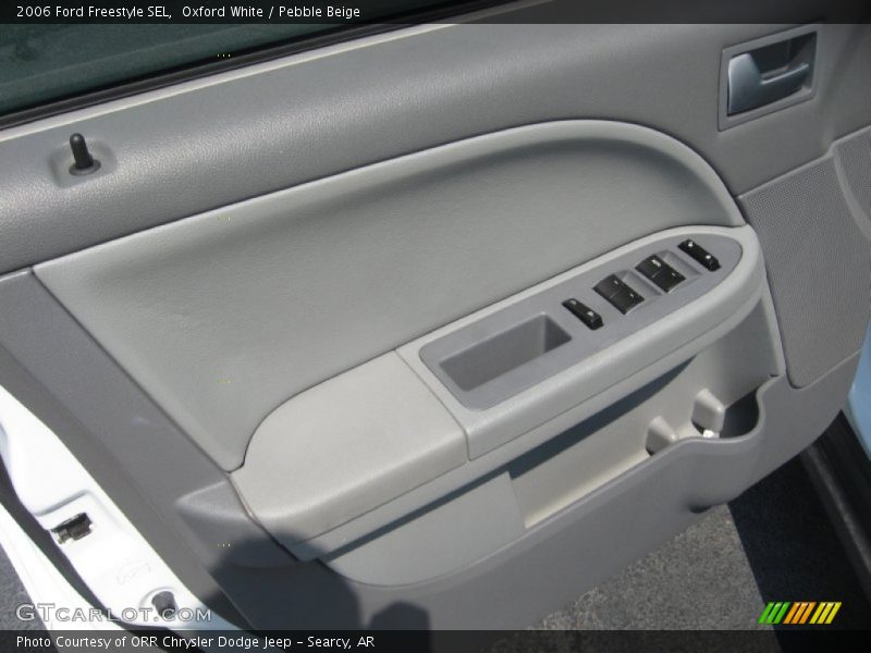 Oxford White / Pebble Beige 2006 Ford Freestyle SEL