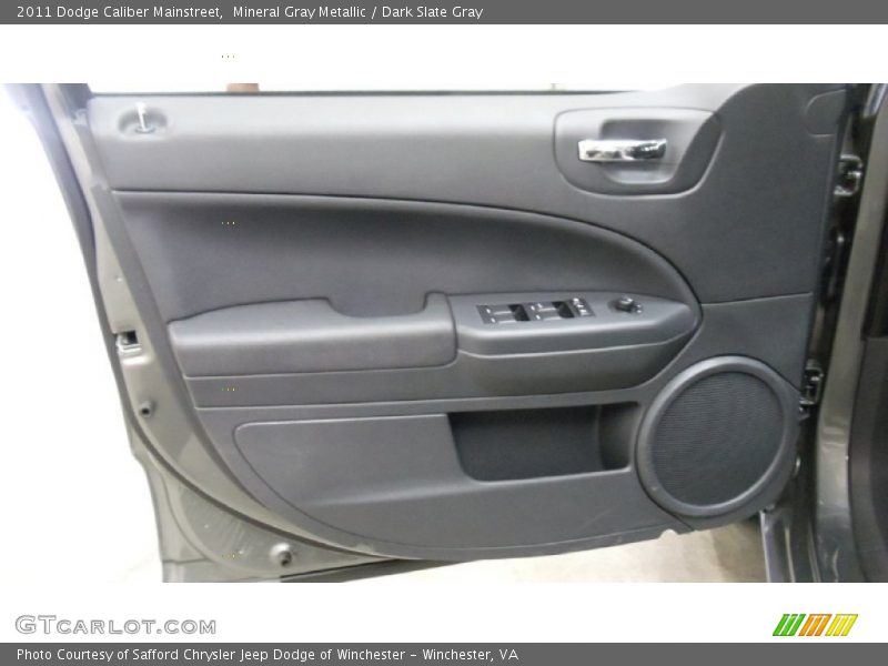 Mineral Gray Metallic / Dark Slate Gray 2011 Dodge Caliber Mainstreet