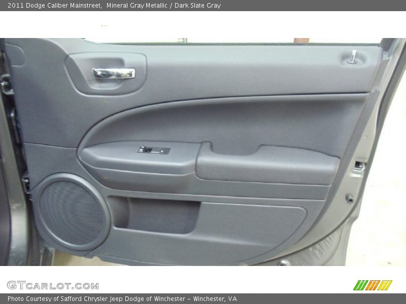 Mineral Gray Metallic / Dark Slate Gray 2011 Dodge Caliber Mainstreet