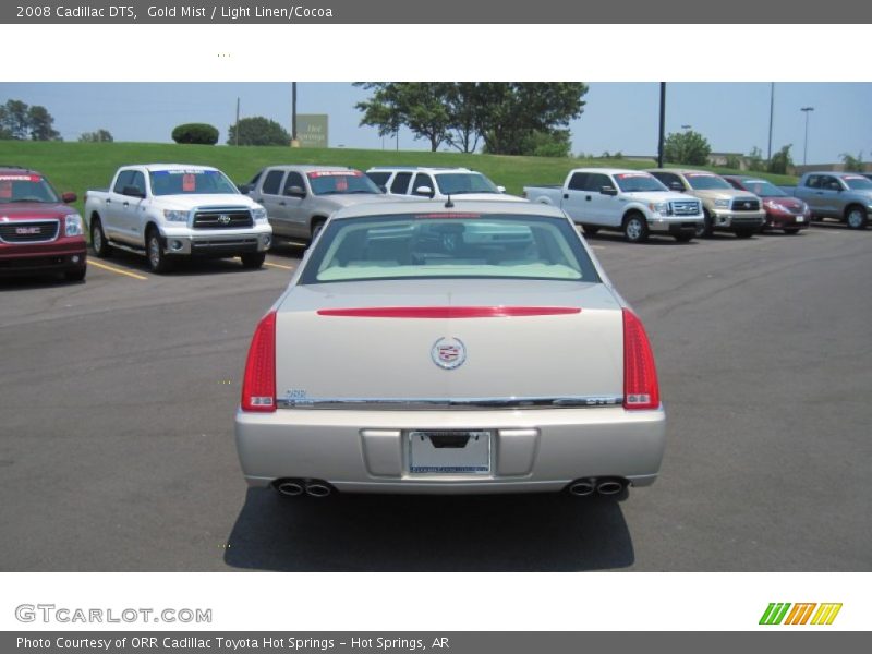 Gold Mist / Light Linen/Cocoa 2008 Cadillac DTS