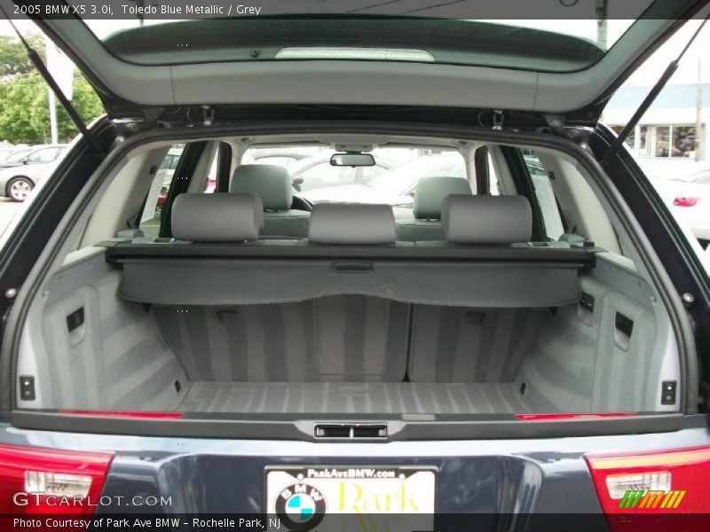 Toledo Blue Metallic / Grey 2005 BMW X5 3.0i