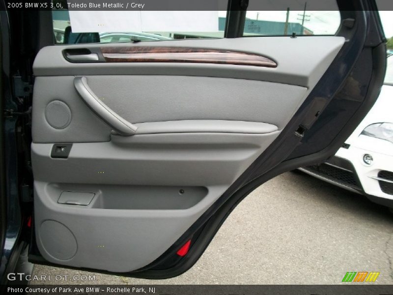Toledo Blue Metallic / Grey 2005 BMW X5 3.0i