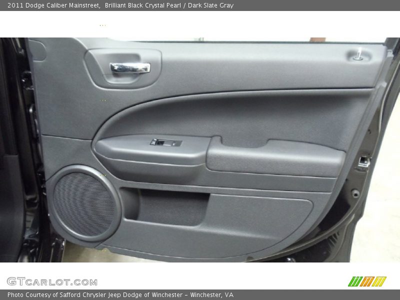 Brilliant Black Crystal Pearl / Dark Slate Gray 2011 Dodge Caliber Mainstreet