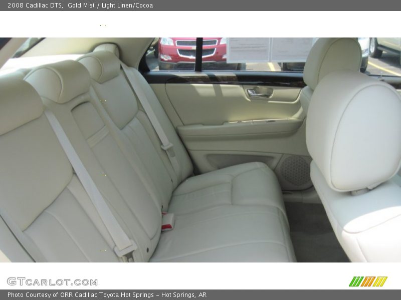 Gold Mist / Light Linen/Cocoa 2008 Cadillac DTS