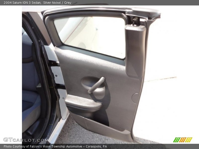 Door Panel of 2004 ION 3 Sedan