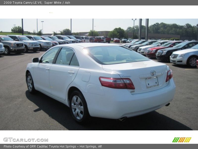 Super White / Ash 2009 Toyota Camry LE V6