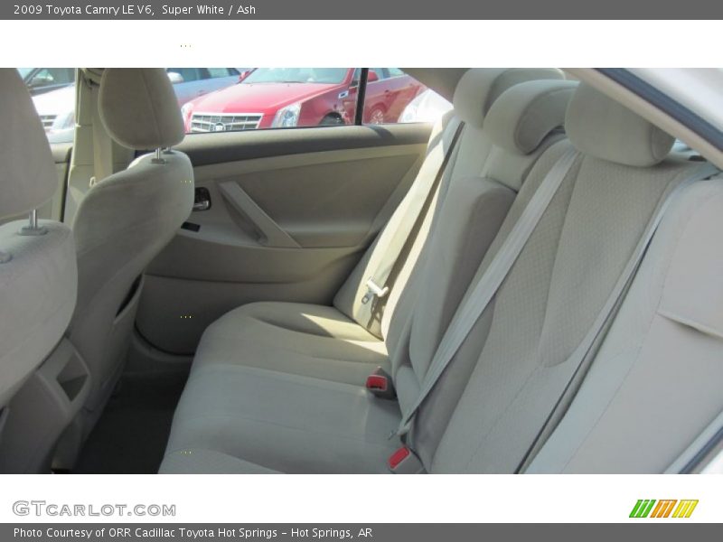 Super White / Ash 2009 Toyota Camry LE V6