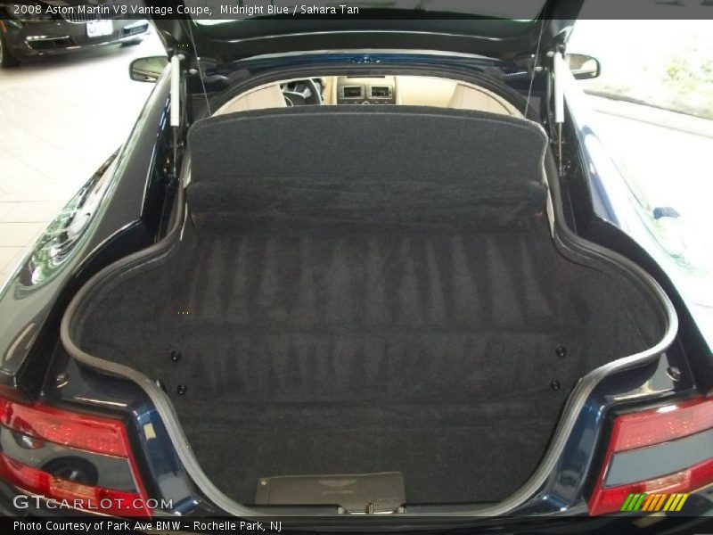  2008 V8 Vantage Coupe Trunk