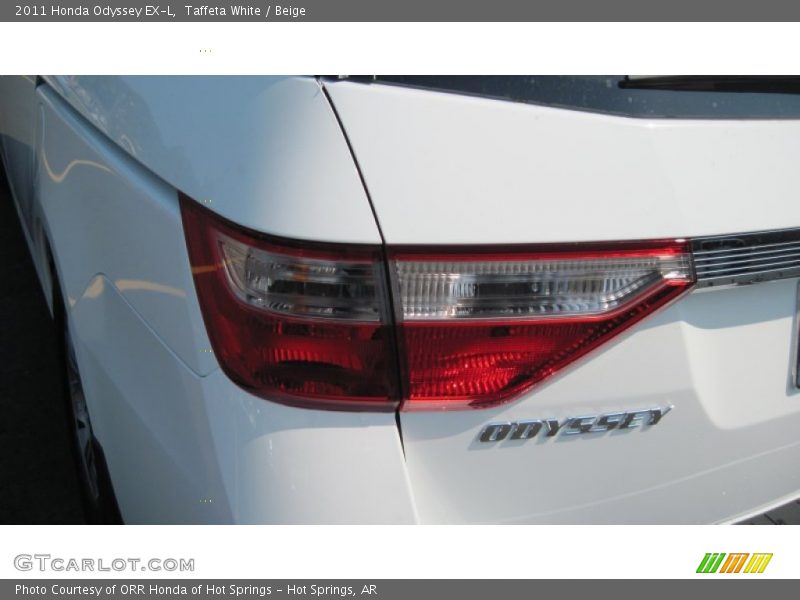 Taffeta White / Beige 2011 Honda Odyssey EX-L