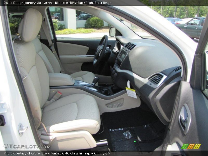 Bianco White / Black/Light Frost Beige 2011 Dodge Journey Mainstreet