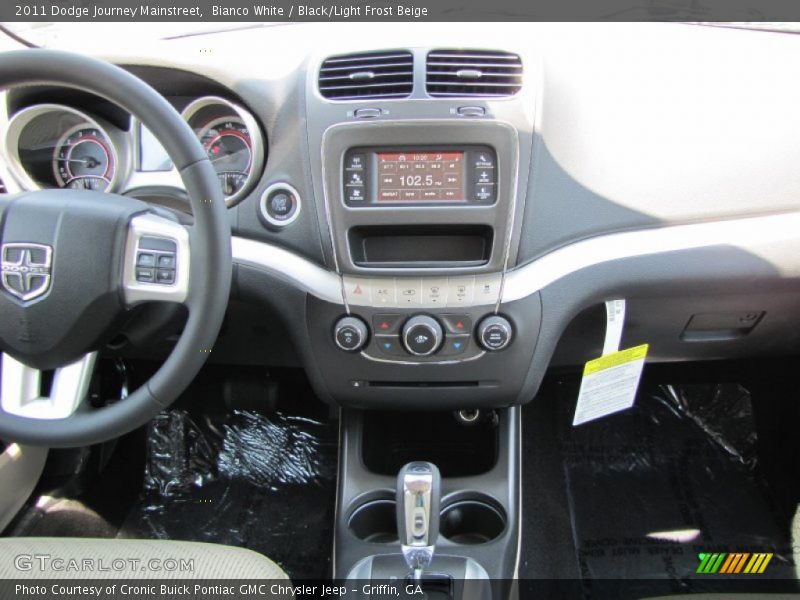 Bianco White / Black/Light Frost Beige 2011 Dodge Journey Mainstreet