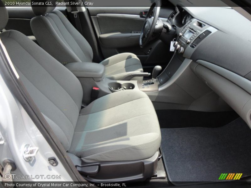 Radiant Silver / Gray 2010 Hyundai Sonata GLS